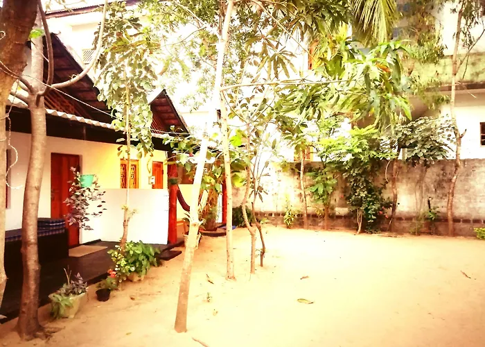 Bay Dreams Beach Hotel&Surf Camp